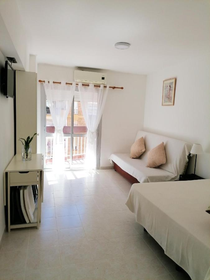 Comfortable With Sea View In 30 M² Pool Benalmadena
